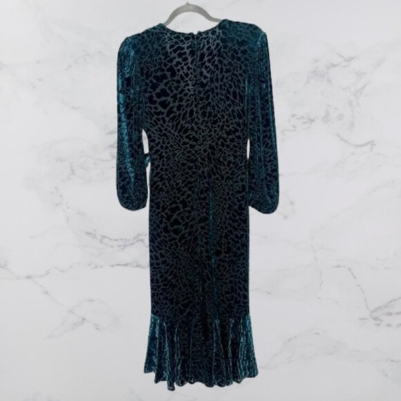 Calvin Klein Green Burnout Velvet Animal-Print Stretch Wrap Midi Dress Size 16 - Picture 11 of 12